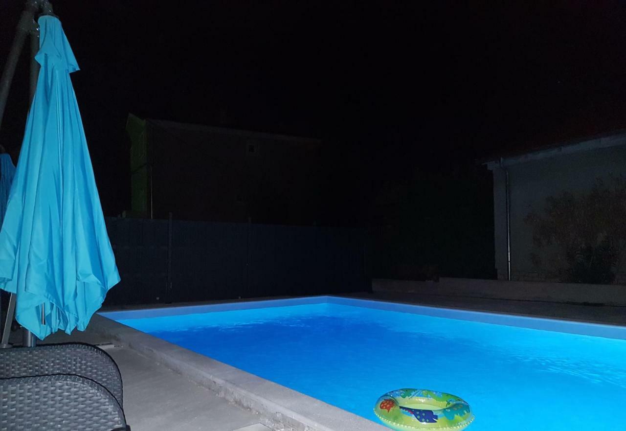 Apartments Star With Pool Biograd Na Moru Extérieur photo