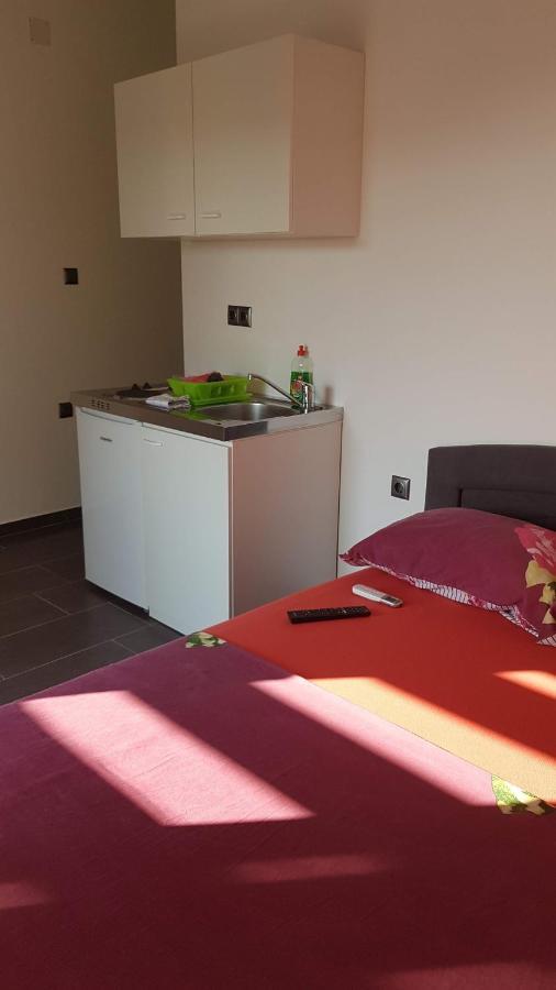 Apartments Star With Pool Biograd Na Moru Extérieur photo